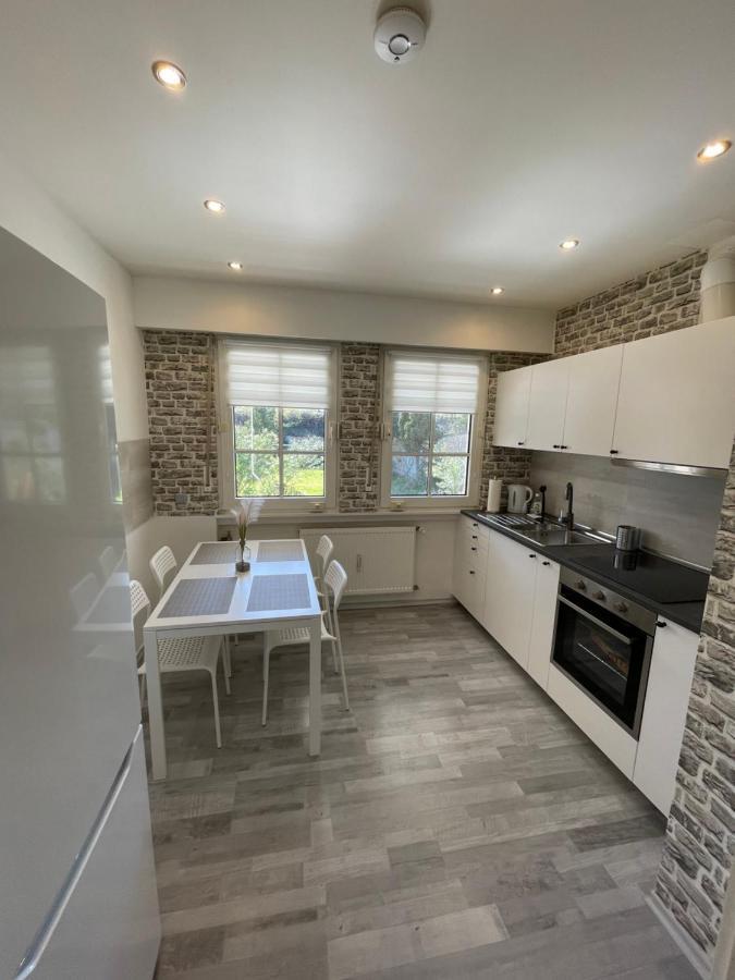 Comfortable Shared Apartment With Private Room In Wesseling Exterior foto